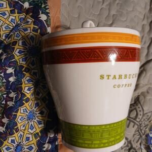 Starbucks 2005 Coffee Storage Canister w/ Lid 8" Tall x 6 1/2" Wide / Nice